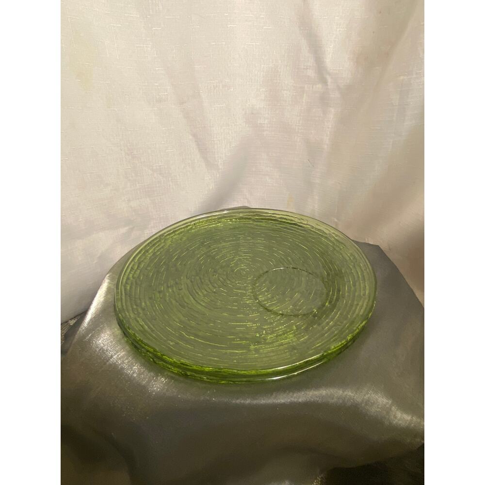 Two (2) VTG Anchor Hocking Soreno Snack Plates with cup ring (No Cups) Green EUC